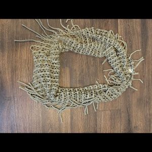 Women’s knit infinity scarf